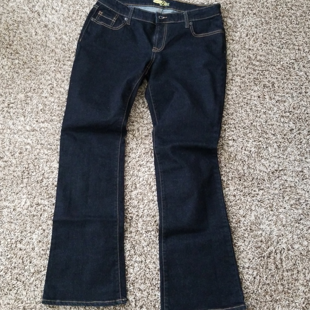 Womens Old Navy Diva Jean's